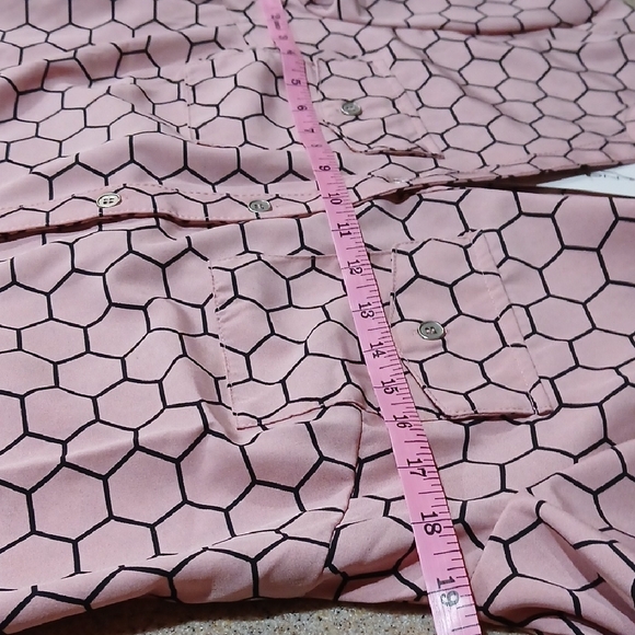 Notations Pink Hexagon Button Down Shirt - Picture 5 of 8